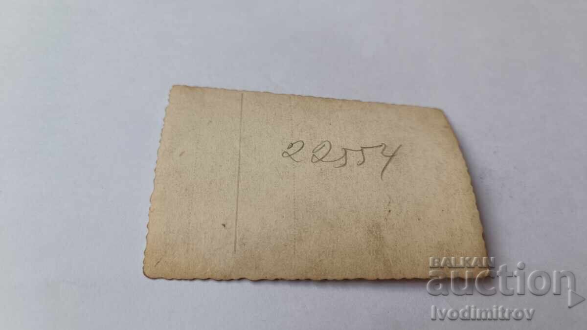 Снимка София Две жени на разходка с цена 2.35 лв. | € 1.20 Снимка София Две жени на разходка с цена 2.35 лв. | € 1.20