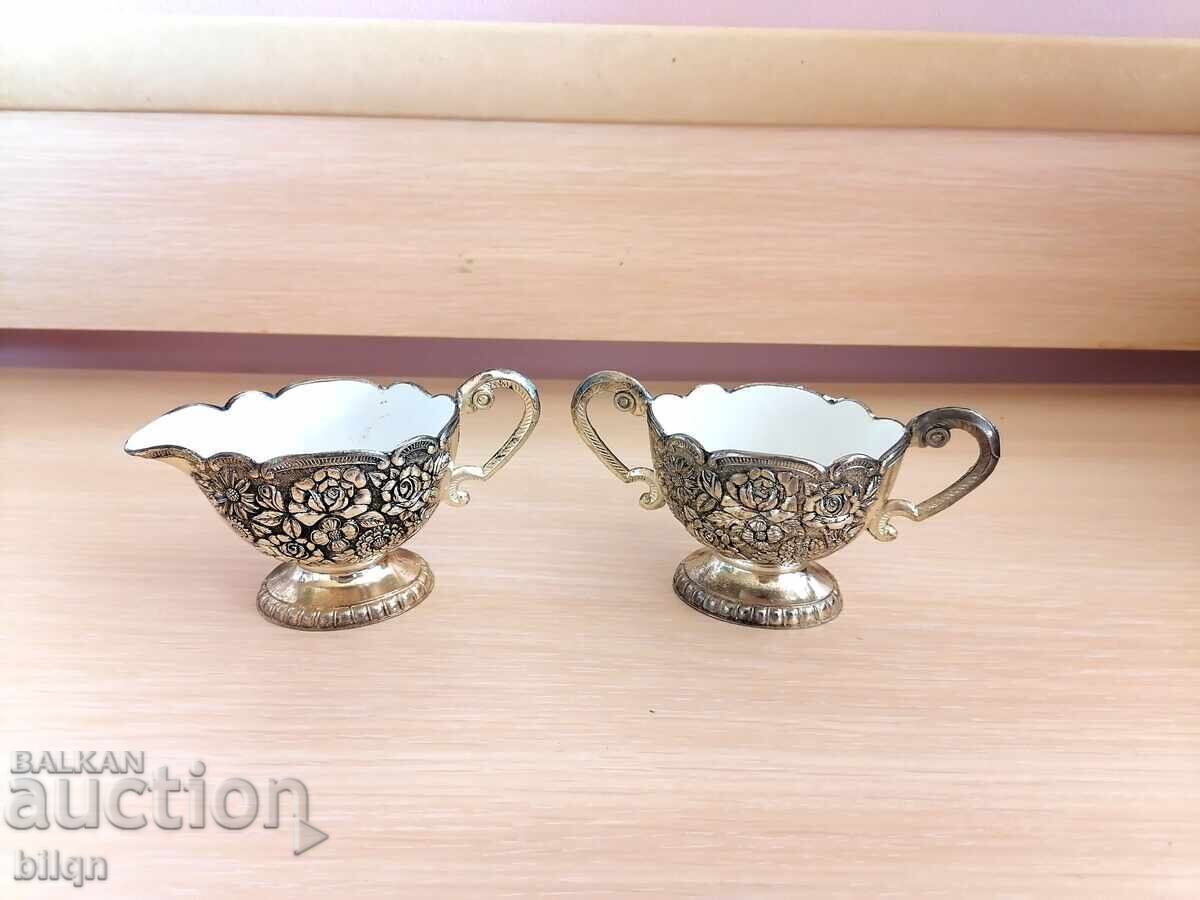 Minunate Cutiuțe Vechi Argintate Minunate Cutiuțe Vechi Argintate