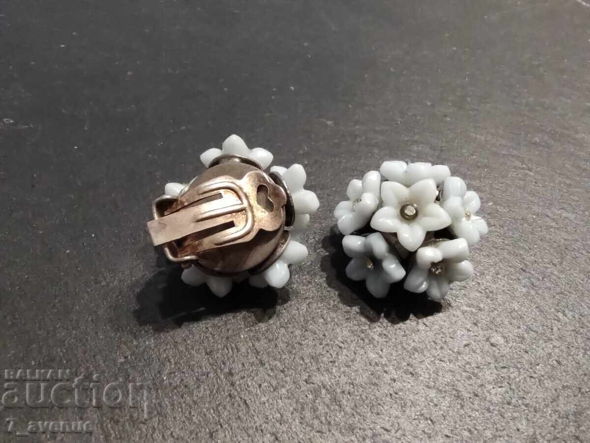 Delivery of Earrings, romantic, 70s, 19.03.2025 Delivery of Earrings, romantic, 70s, 19.03.2025