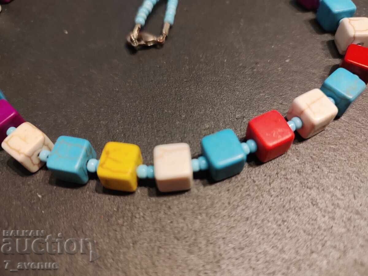 Auction Necklace, stone: Howlite dice/cubes 19.03.2025 Auction Necklace, stone: Howlite dice/cubes 19.03.2025