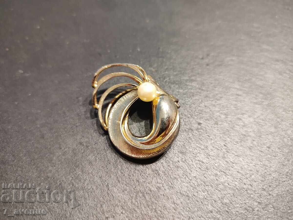 Auction Brooch, gold plating, very chic, 19.03.2025 Auction Brooch, gold plating, very chic, 19.03.2025