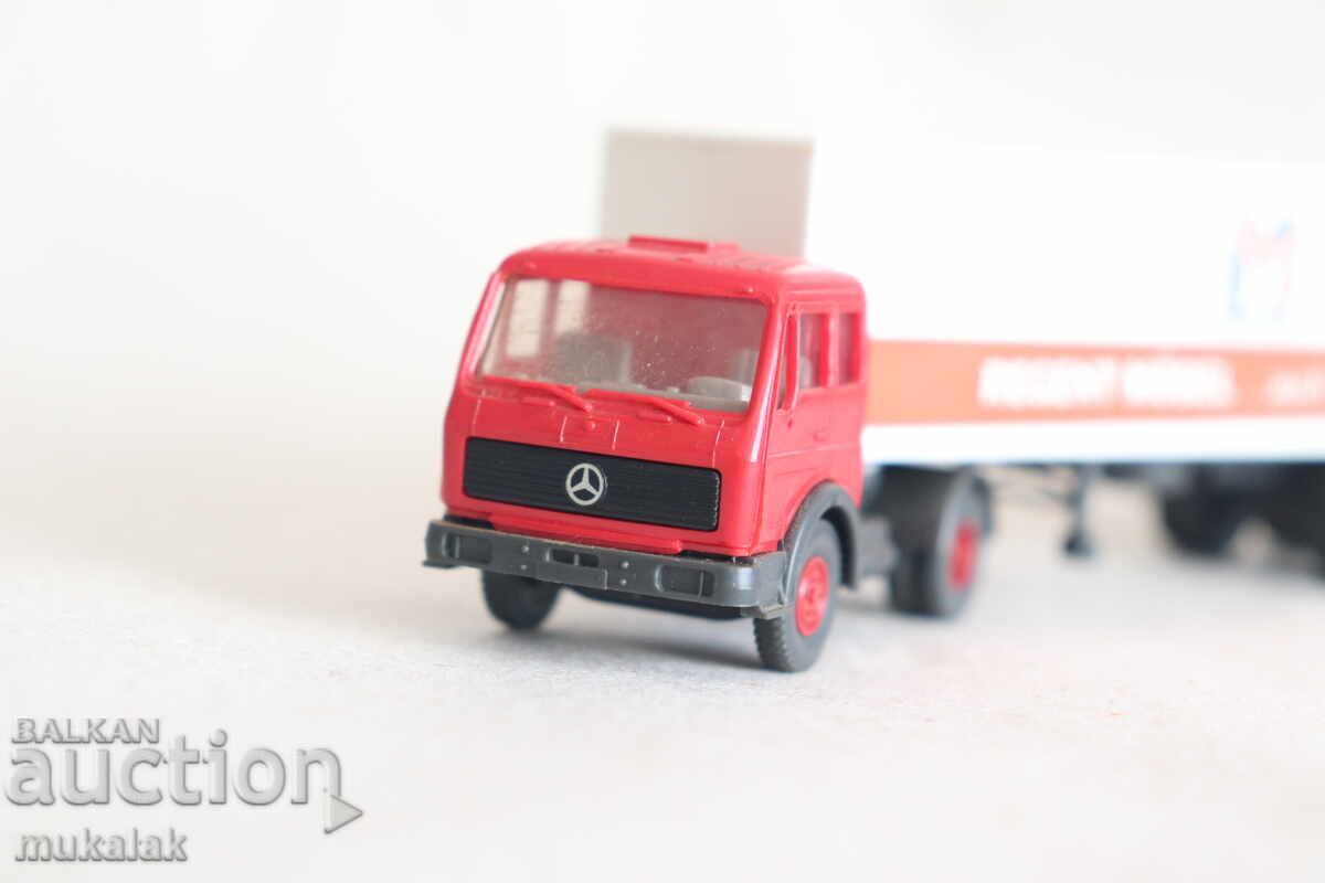 WIKING H0 1/87 MERCEDES TIR TRUCK MODEL CAR with price 10.00 BGN | € 5.11