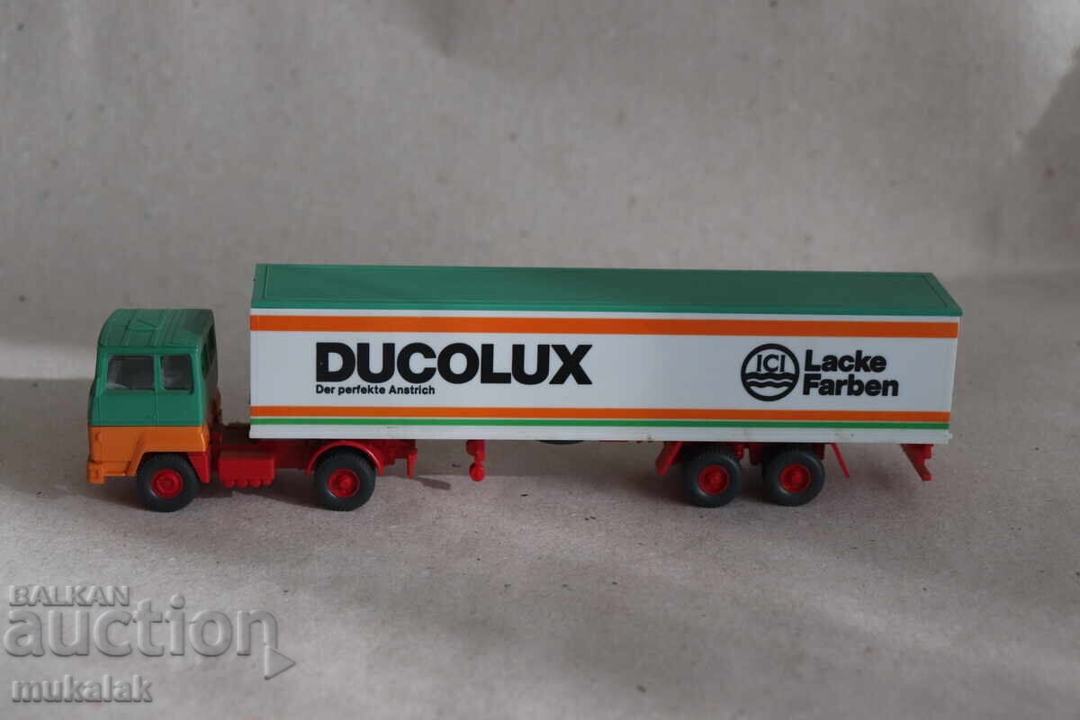 WIKING H0 1/87 FORD TRUCK MODEL CAR TRACTOR with price 10.00 BGN | € 5.11