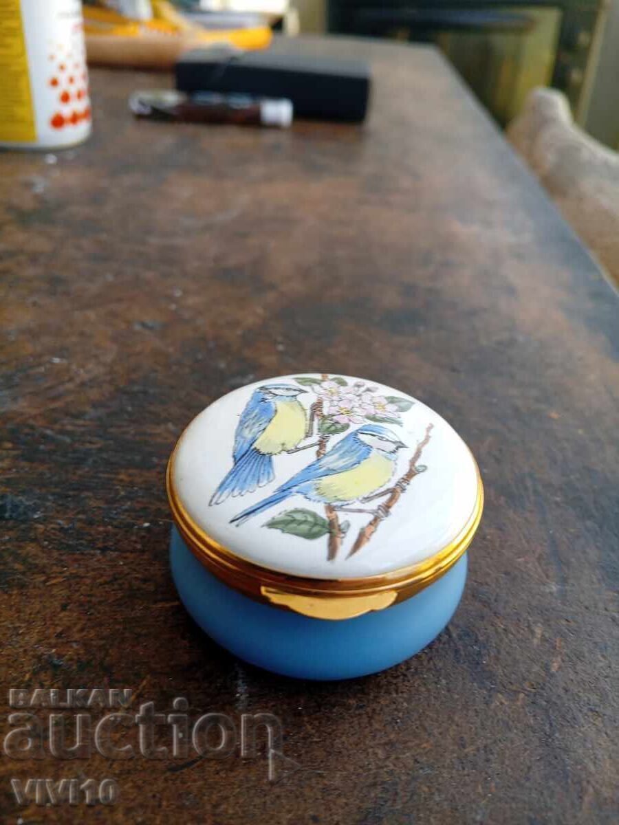 Antique jewelry box, bronze, gilding with price € 15.00 | 29.34 BGN