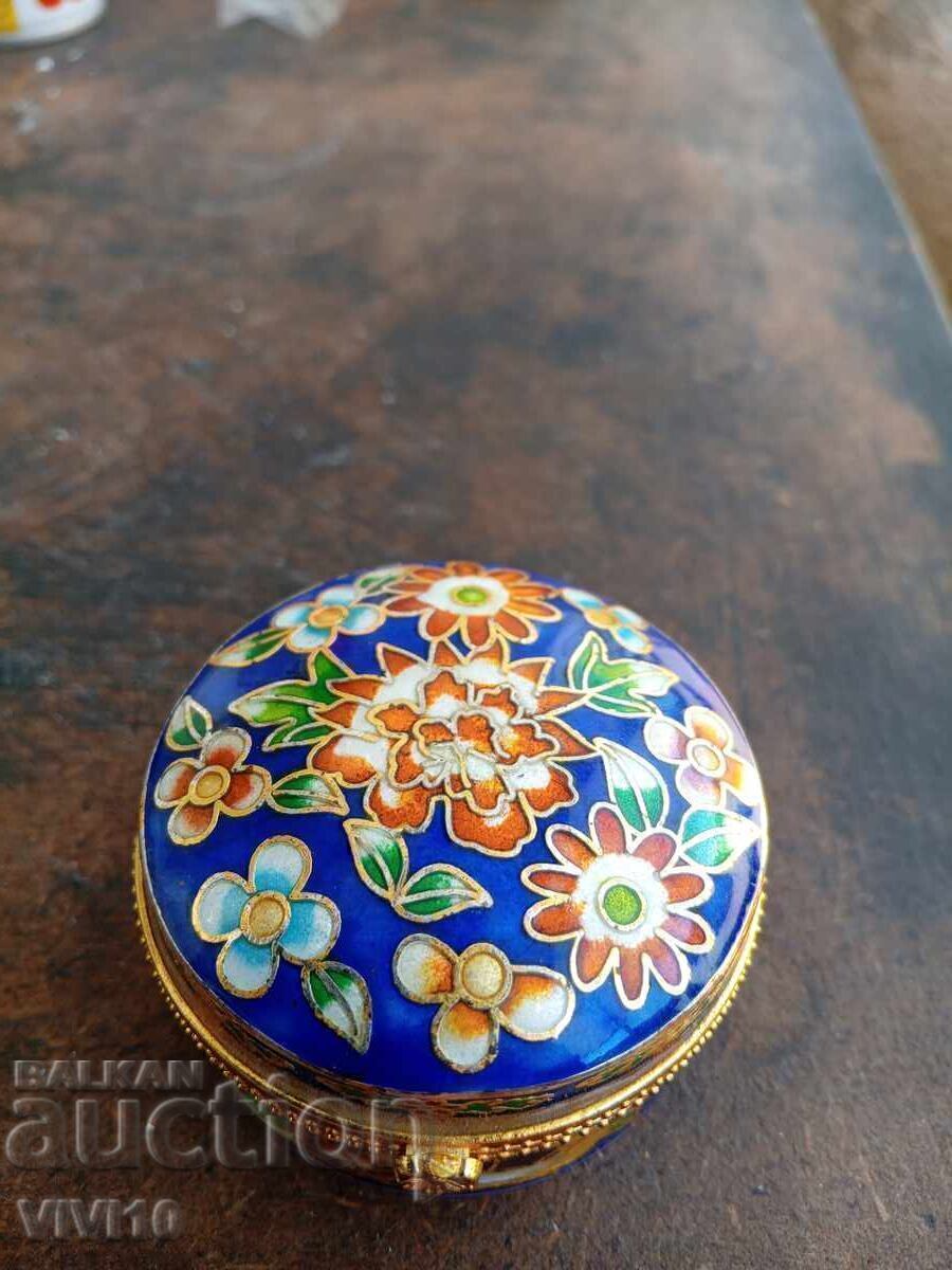 Cutie de bijuterii veche, bronz, Aurire, Cloisonné Cutie de bijuterii veche, bronz, Aurire, Cloisonné