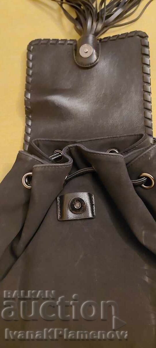 Delivery of Women's backpack new Delivery of Women's backpack new