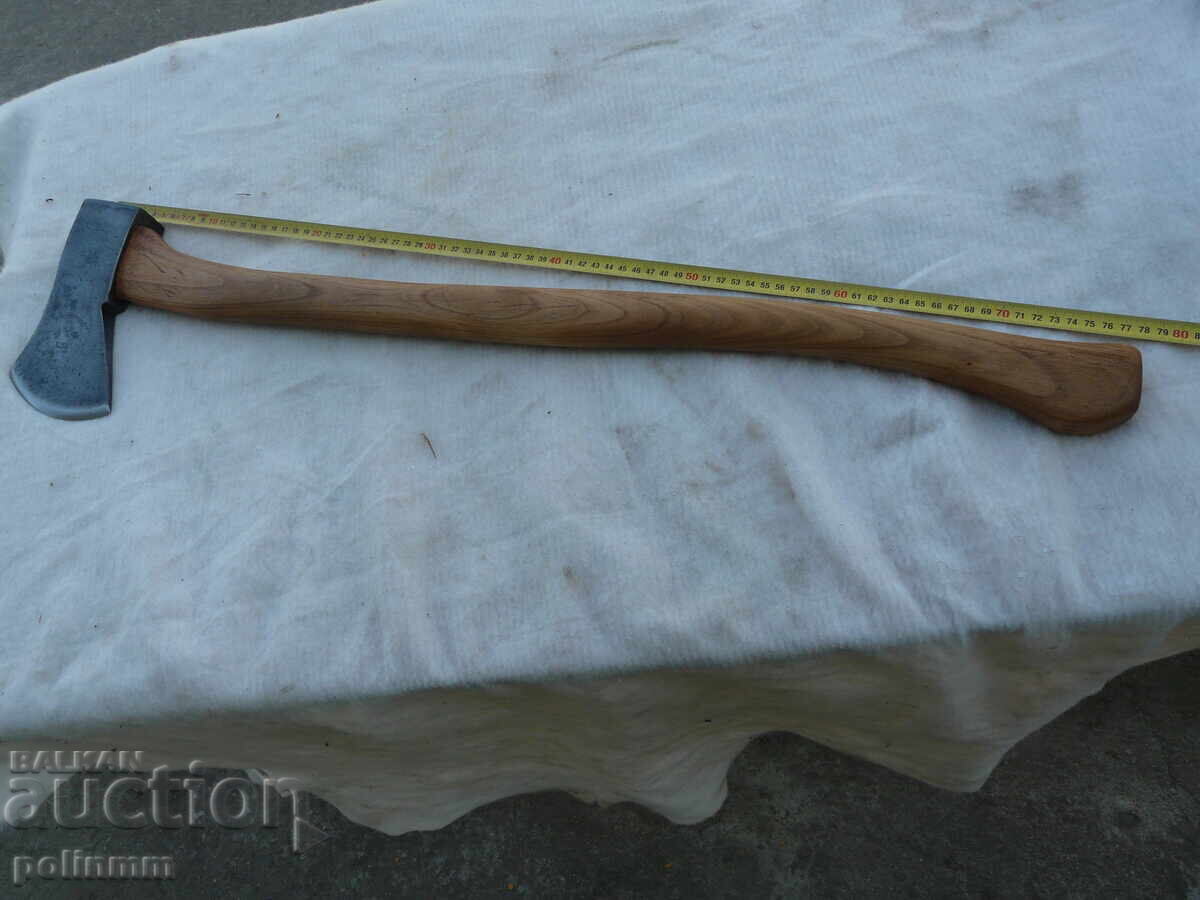 Delivery of Old German Oshenkopf Axe - 551