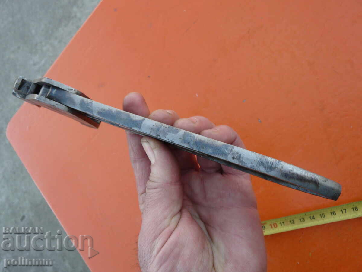 Delivery of Quality Adjustable Wrench - 306