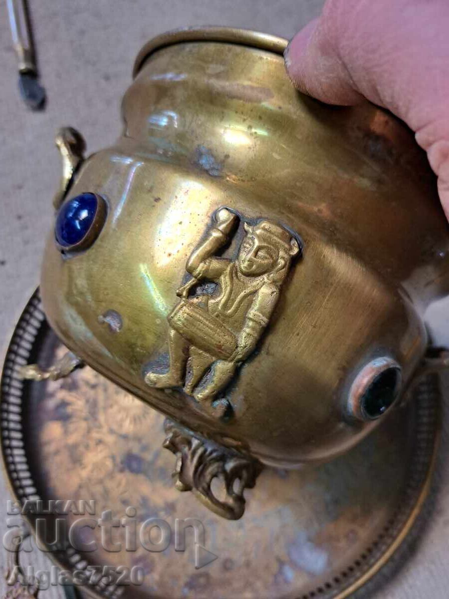 Παλιά αυθεντικά σκεύη με τιμή 150.00 BGN | € 76.69