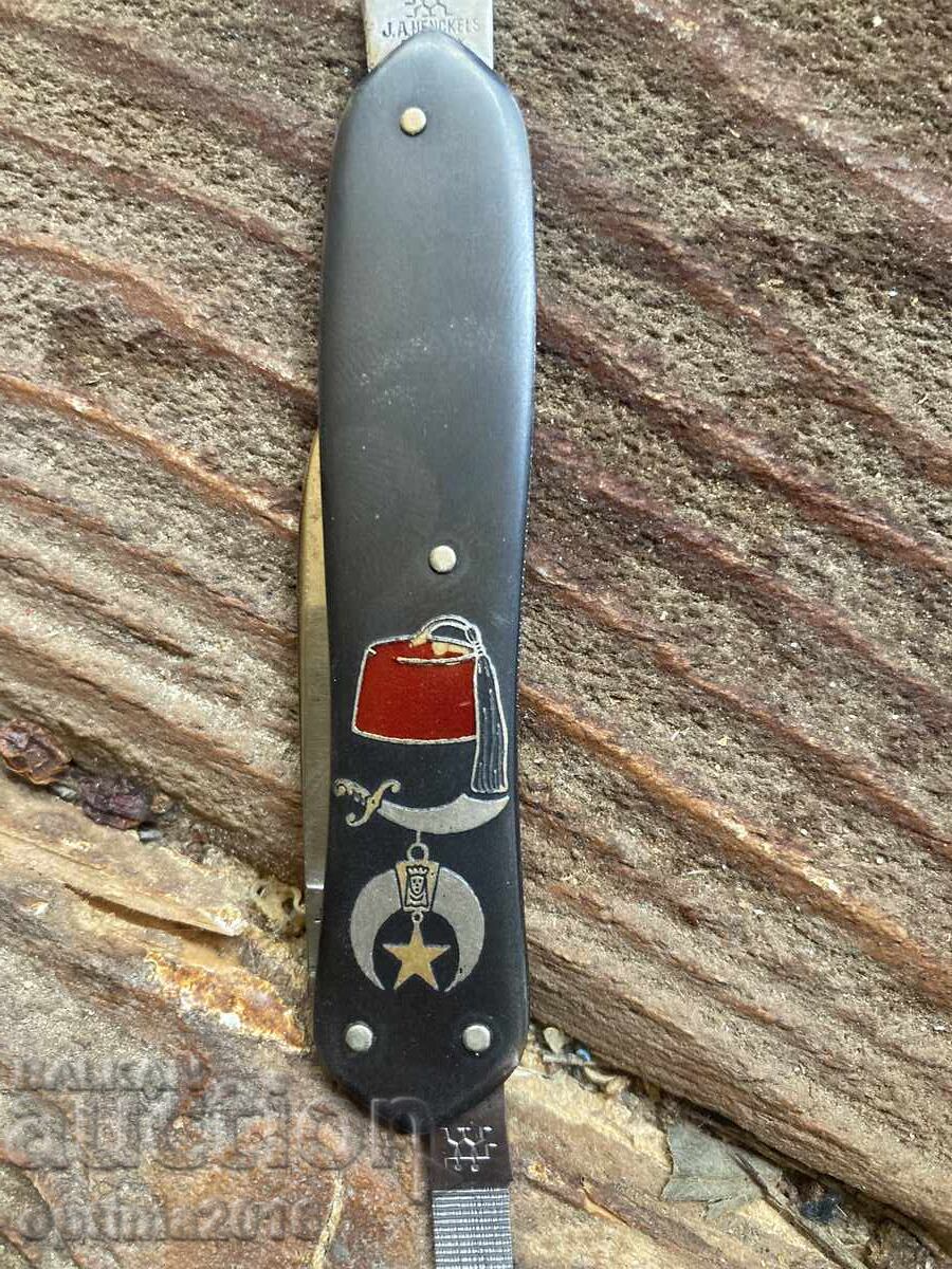 Τζέντλμεν'ς μαχαίρι με τιμή 80.00 BGN | € 40.90 Τζέντλμεν'ς μαχαίρι με τιμή 80.00 BGN | € 40.90