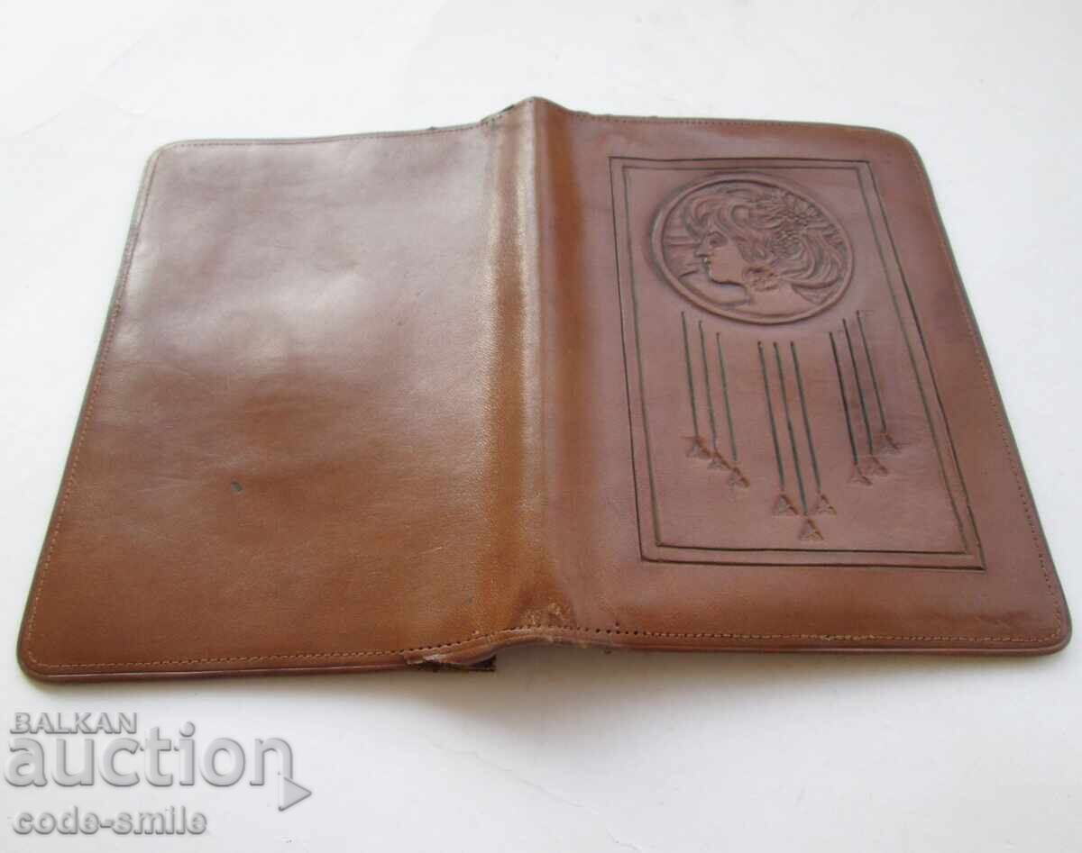 Auction Art Deco vintage men's leather wallet with decoration Auction Art Deco vintage men's leather wallet with decoration