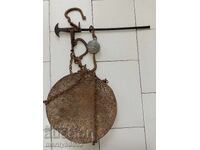 Ottoman scale with mace weight, only weighs in okes