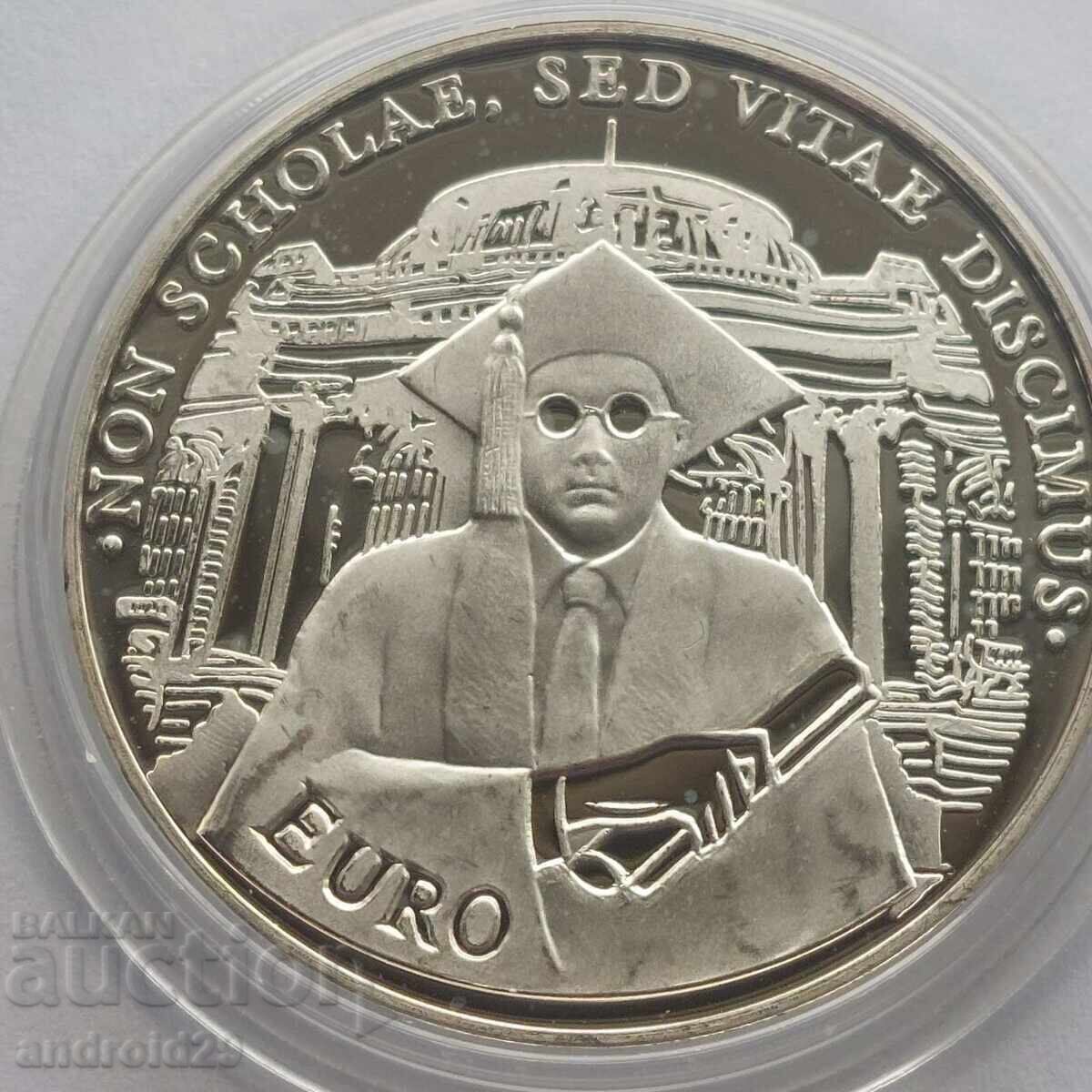 10 ΛΕΒΑ 2001 "ΑΝΩΤΑΤΗ ΕΚΠΑΙΔΕΥΣΗ"