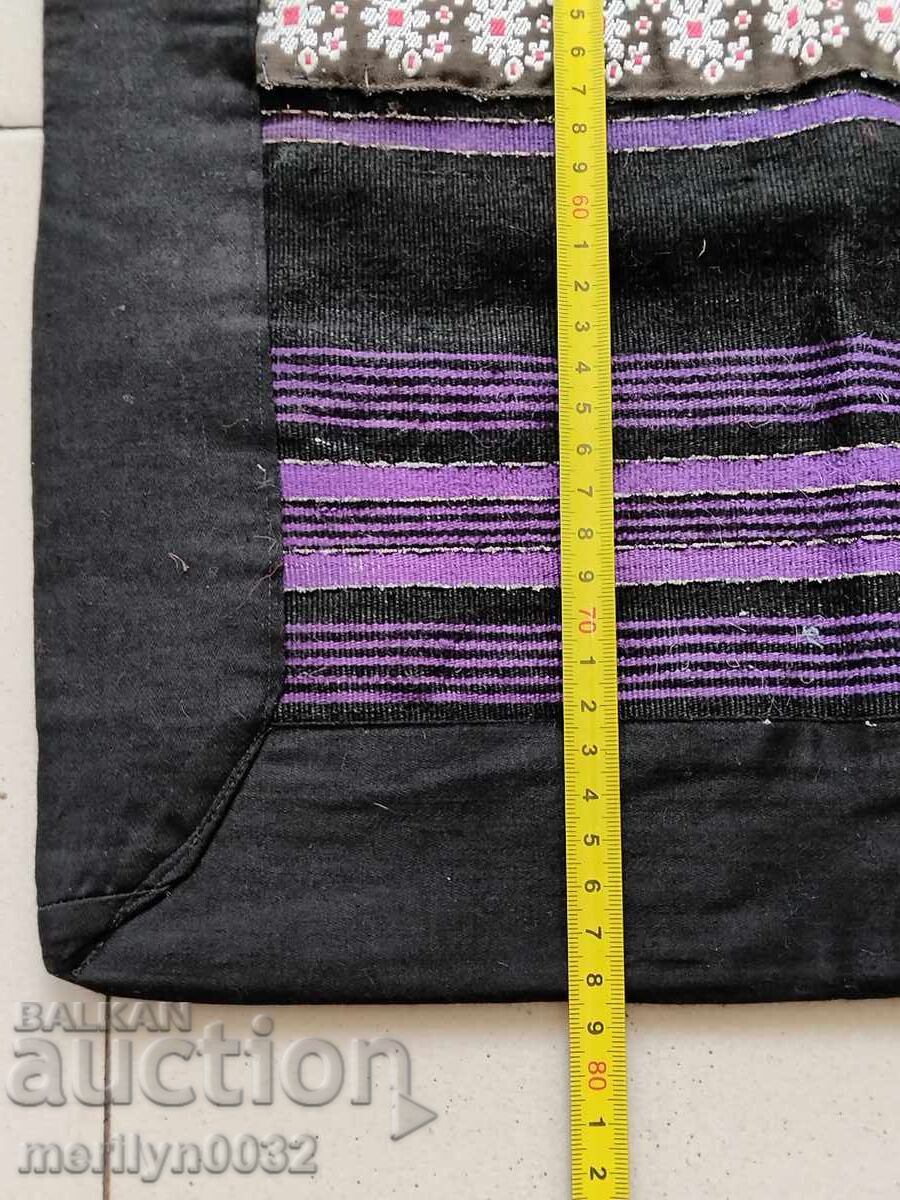 Delivery of Vintage handmade apron Delivery of Vintage handmade apron