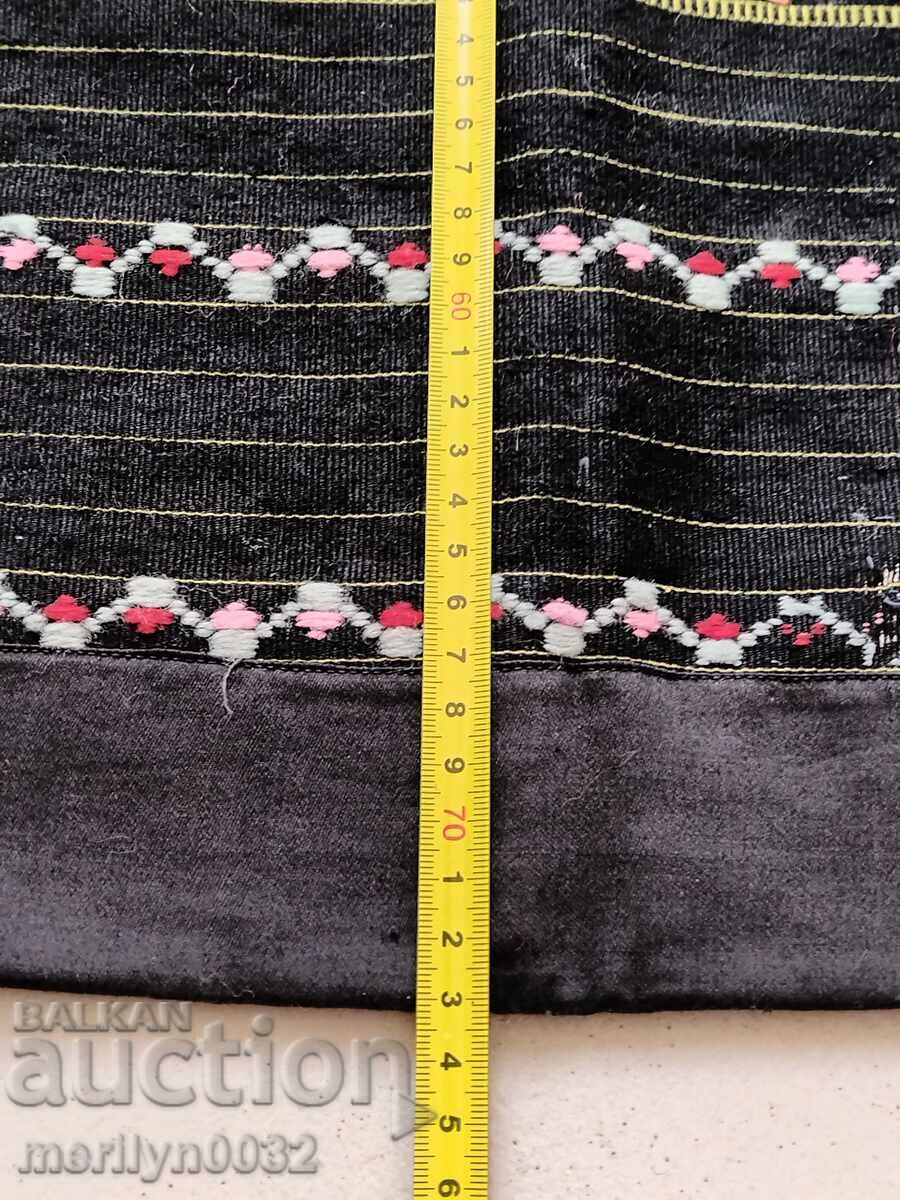 Delivery of Vintage handmade apron