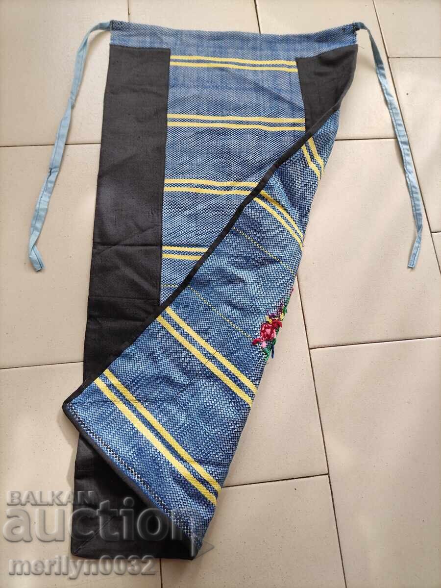 Delivery of Vintage handmade apron