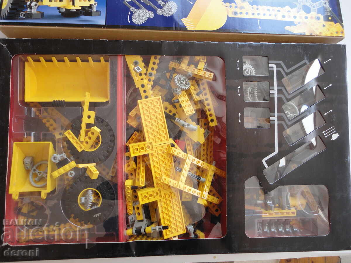 Delivery of Rare Collector's Lego Technic Set 9962 Delivery of Rare Collector's Lego Technic Set 9962