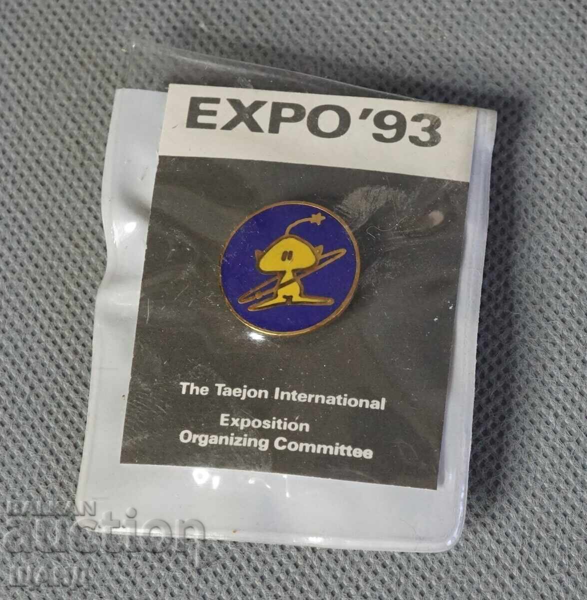 EXPO '93 TAEJON KOREA Old Enamel Badge Sign EXPO '93 TAEJON KOREA Old Enamel Badge Sign