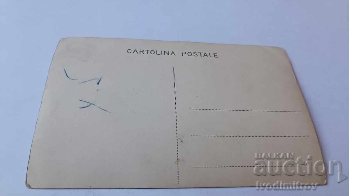 Φωτογραφία Μικρού Κοριτσιού σε Ξύλινο Πάγκο με τιμή 1.65 BGN | € 0.84 Φωτογραφία Μικρού Κοριτσιού σε Ξύλινο Πάγκο με τιμή 1.65 BGN | € 0.84