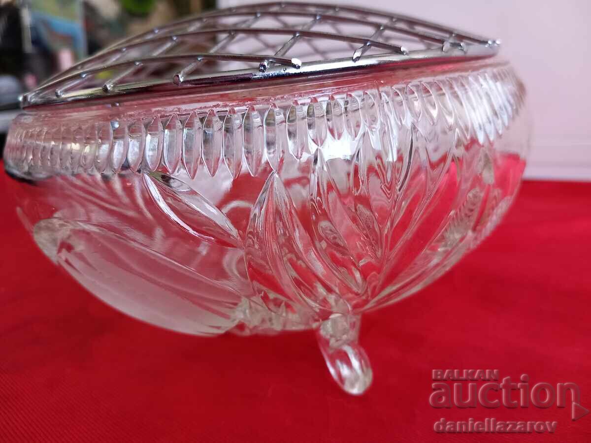 Auction Crystal Glass, Footed Dish, VASE Auction Crystal Glass, Footed Dish, VASE