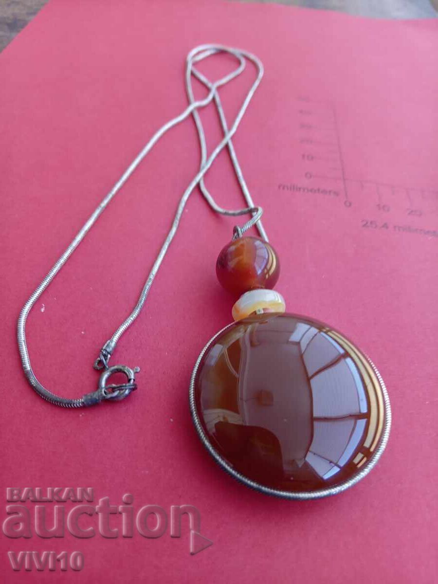 Αρχαίο κολιέ από φυσικά πετράδια, αχάτες με τιμή € 25.00 | 48.90 BGN Αρχαίο κολιέ από φυσικά πετράδια, αχάτες με τιμή € 25.00 | 48.90 BGN