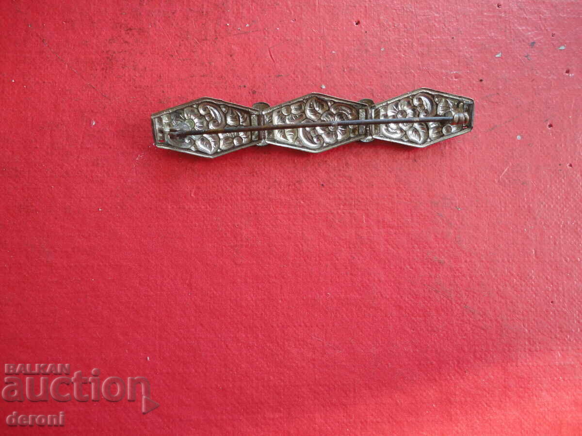 Antique gold-plated brooch with stones 333 - 5 Antique gold-plated brooch with stones 333 - 5