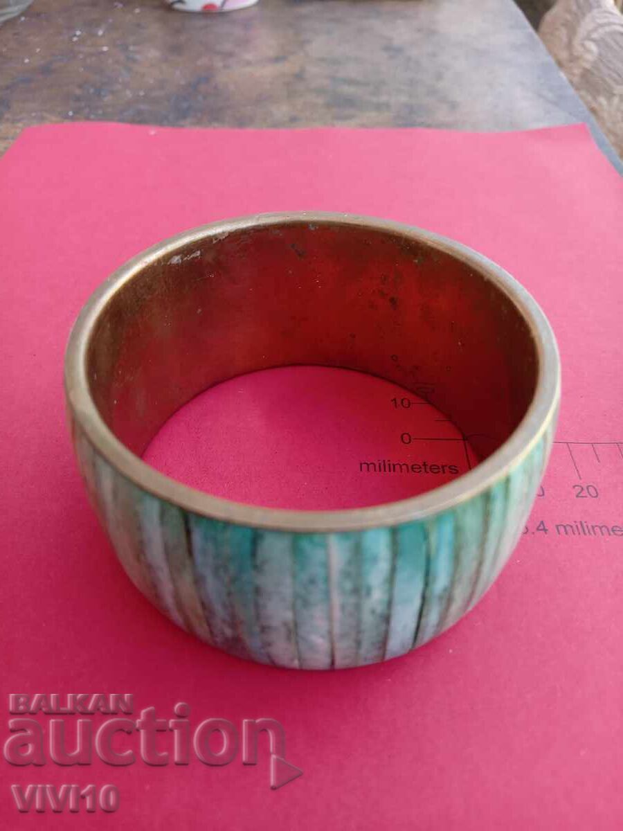 Auction  Antique bracelet of green mother-of-pearl and bronze