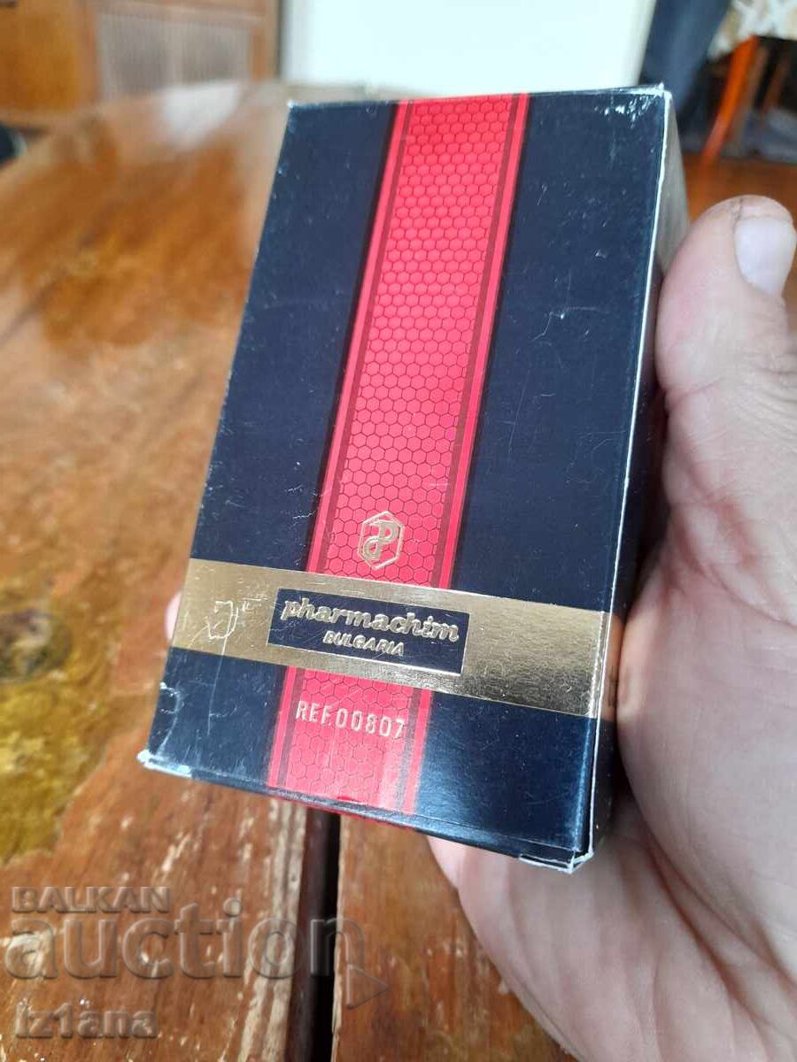 Auction  Old Cologne Trick