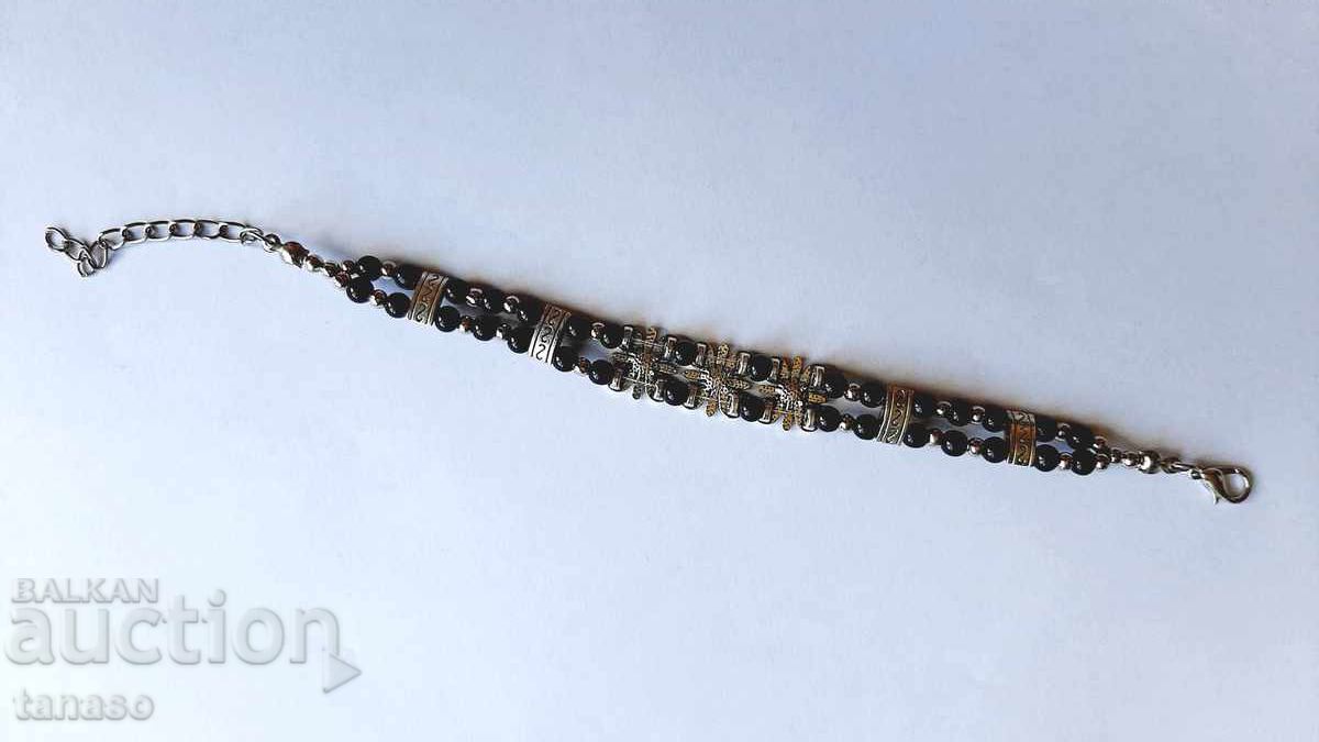 Гривна тибетско сребро и оникс с цена 15.00 лв. | € 7.67 Гривна тибетско сребро и оникс с цена 15.00 лв. | € 7.67