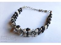 Γκρίβνα από θιβετιανό ασήμι και όνυχα