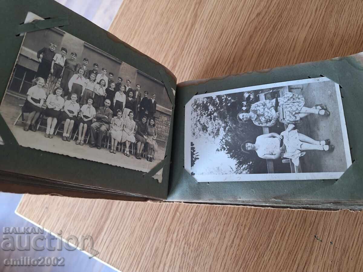Δημοπρασία Παλιό άλμπουμ φωτογραφιών 98τμχ Δημοπρασία Παλιό άλμπουμ φωτογραφιών 98τμχ