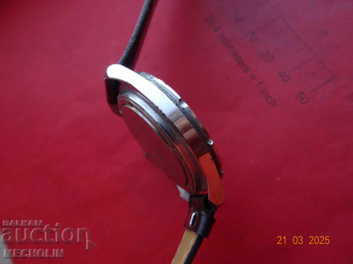 RUSSIAN COMMANDER WATCH VOSTOK - 6 RUSSIAN COMMANDER WATCH VOSTOK - 6