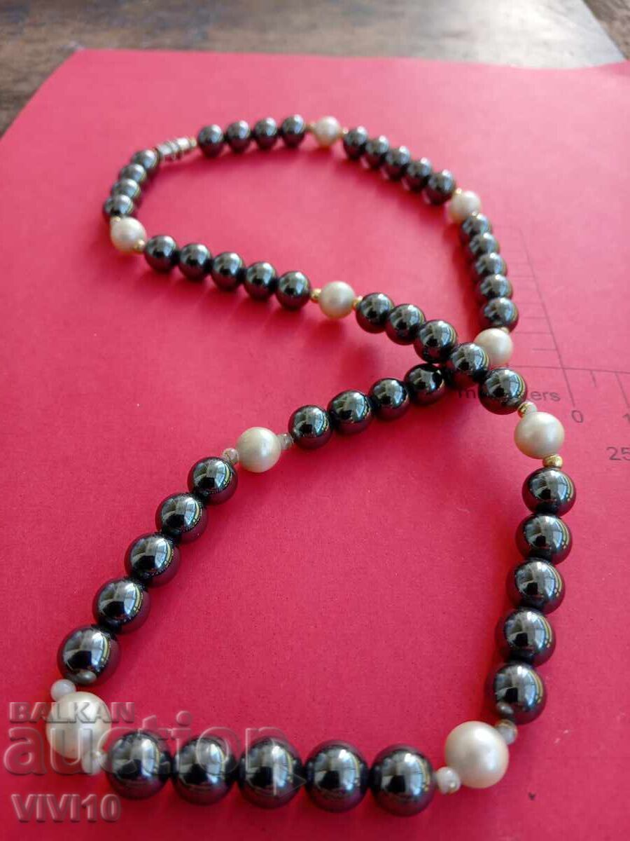Старинно колие от перли и хематит Старинно колие от перли и хематит