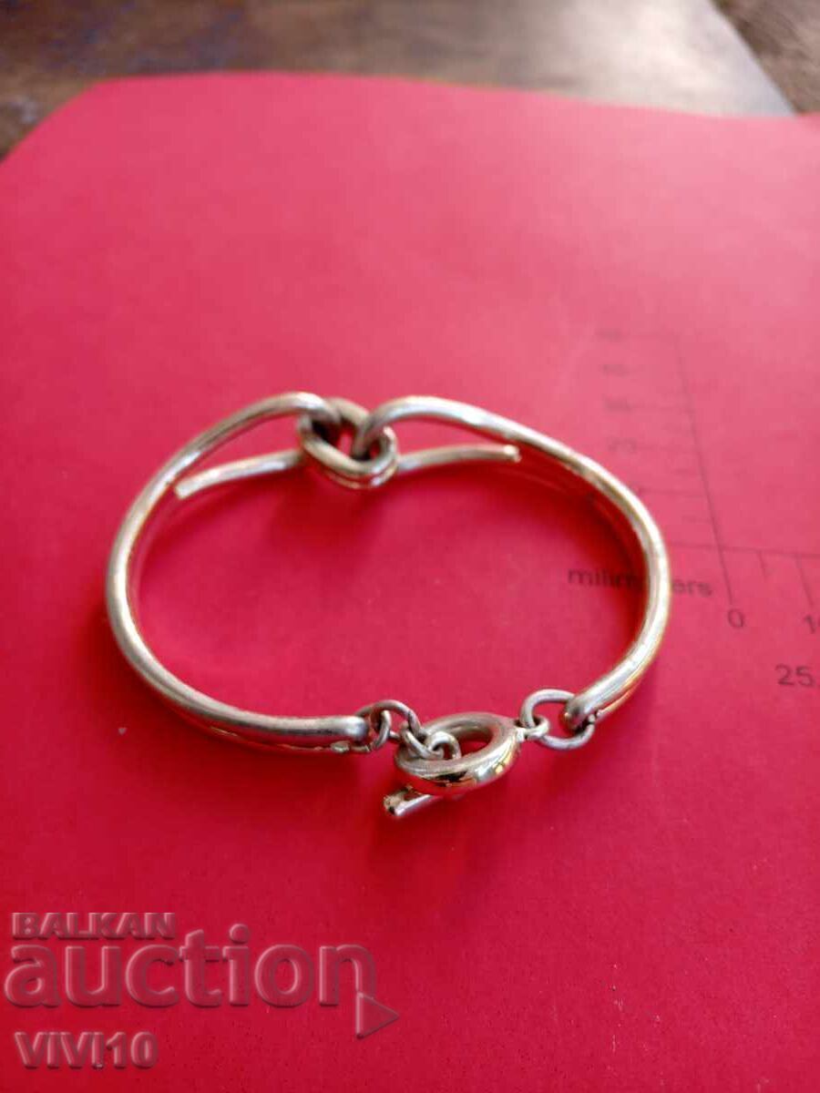 Licitație Brățară veche, Agatha, de autor