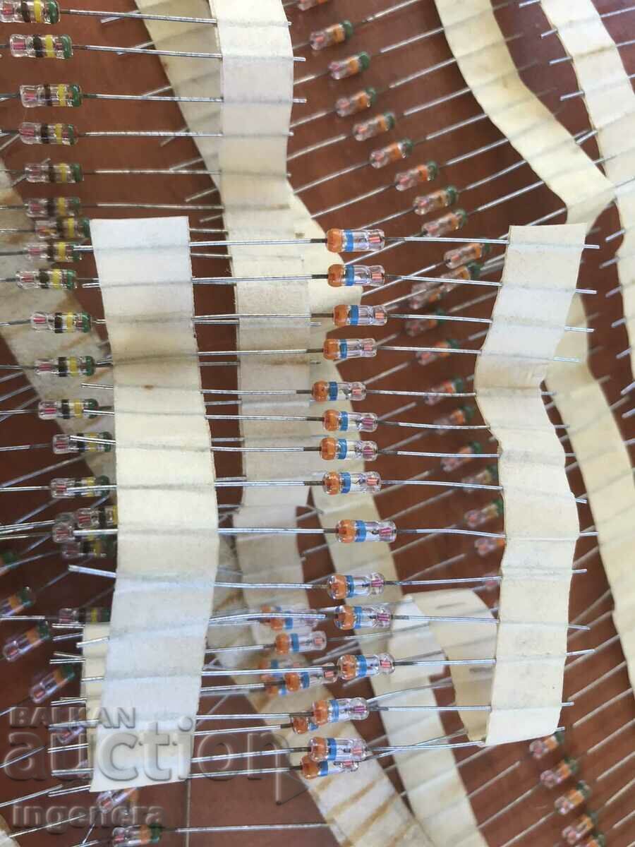 ДИОД ГЕРМАНИЕВ ТОЧКОВ SFD 110 НОВО ОКОЛО 300 БР. /c - 5