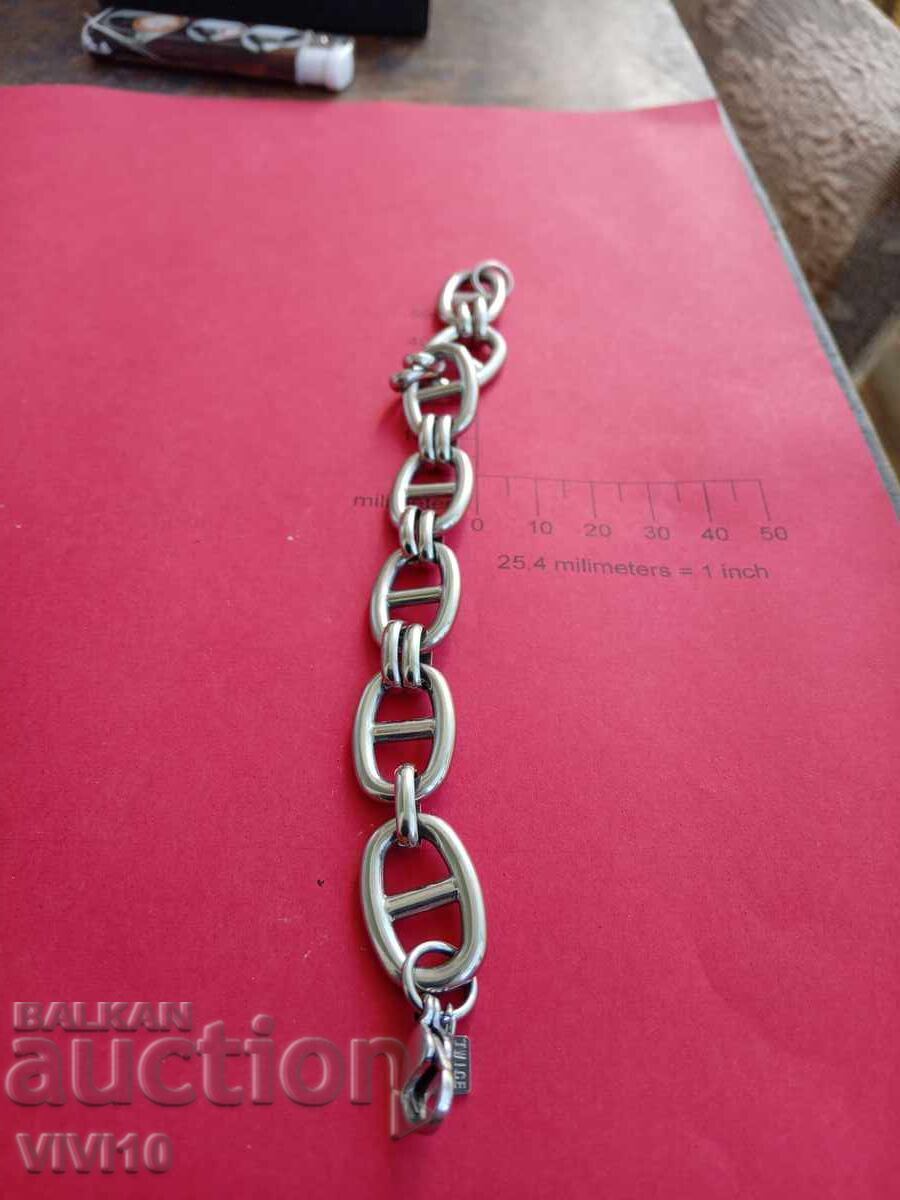 Старинна гривна ,авторска Nais с цена 30.00 лв. | € 15.34 Старинна гривна ,авторска Nais с цена 30.00 лв. | € 15.34