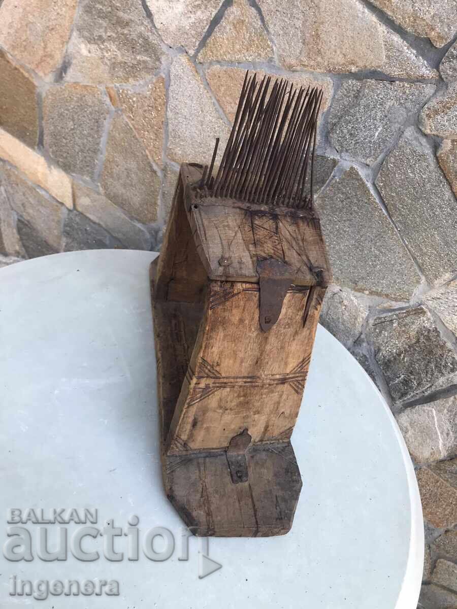 DARAC WOOL PICKER ANTIQUE WOOL PICKER - 6 DARAC WOOL PICKER ANTIQUE WOOL PICKER - 6