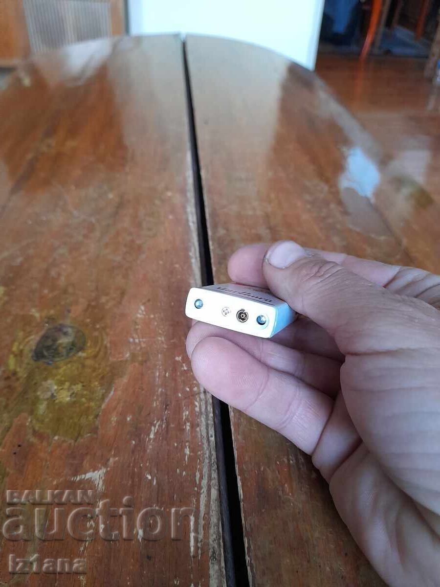 Ένας παλιός αναπτήρας Marlboro - 6