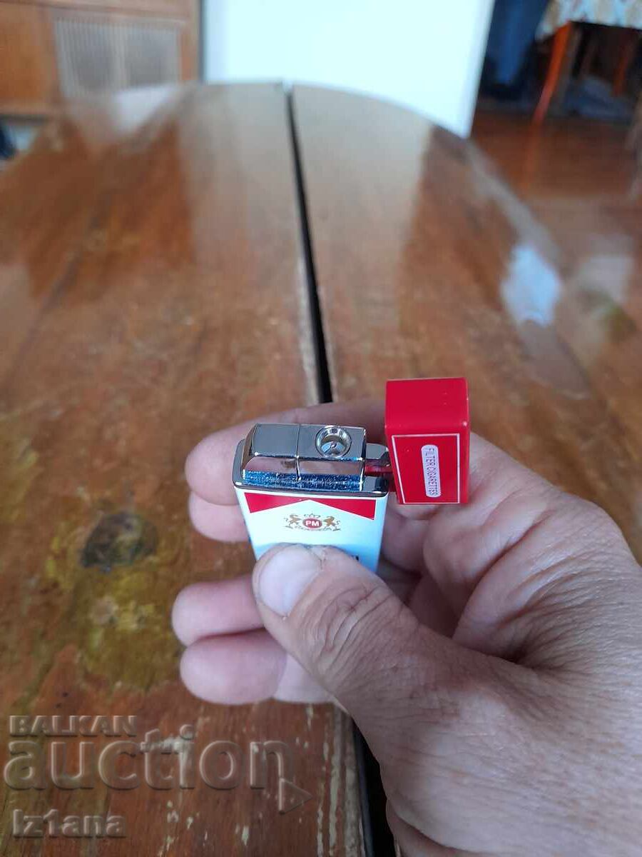 Ένας παλιός αναπτήρας Marlboro - 7