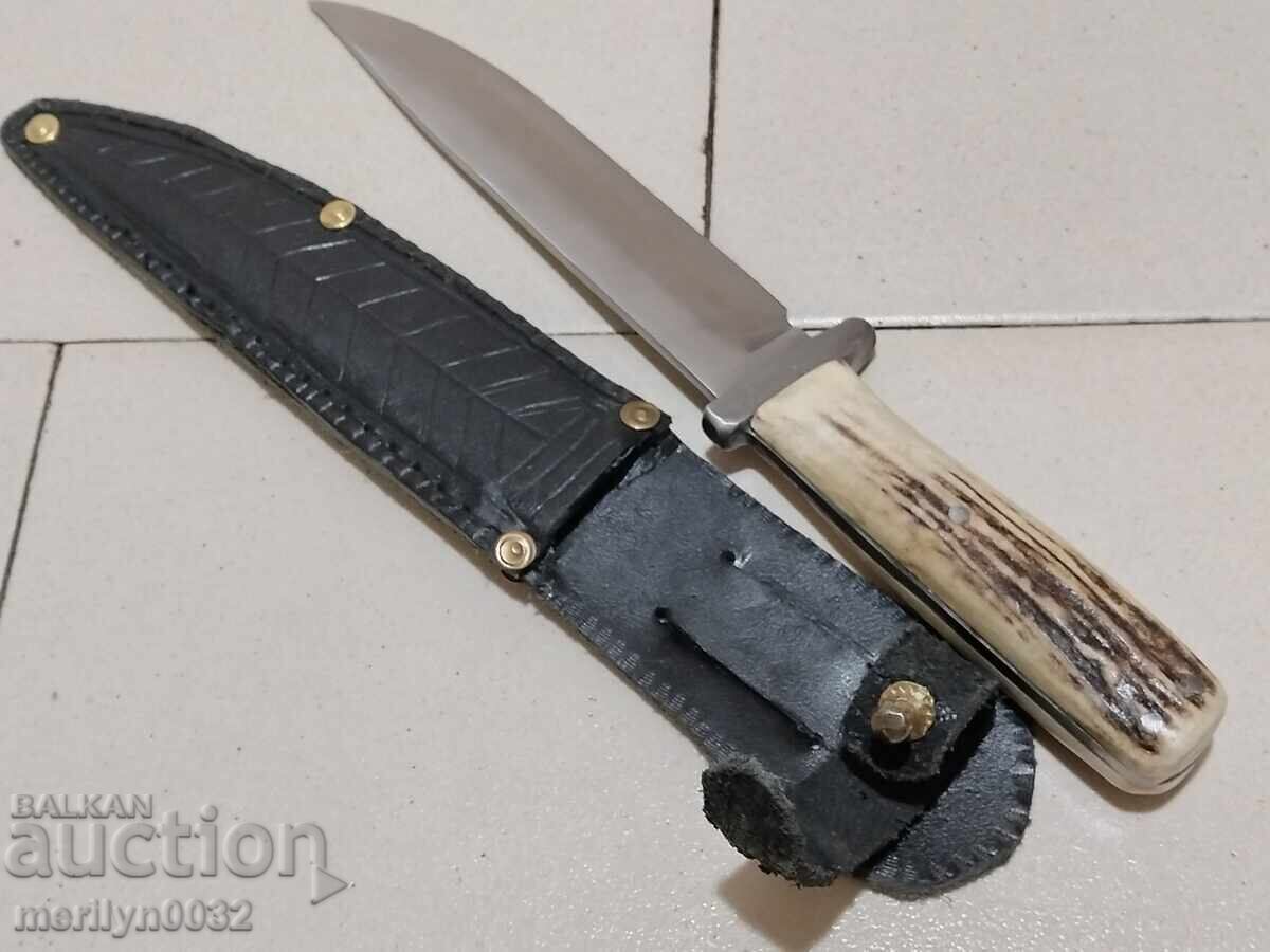 Auction Hunting knife with handle and deer antler handle Auction Hunting knife with handle and deer antler handle