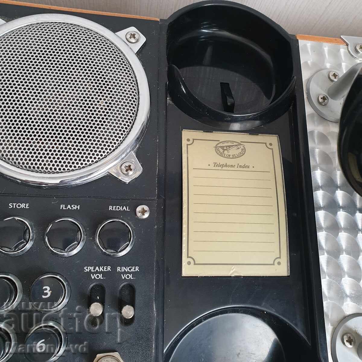 Retro phone with a loudspeaker - 5 Retro phone with a loudspeaker - 5