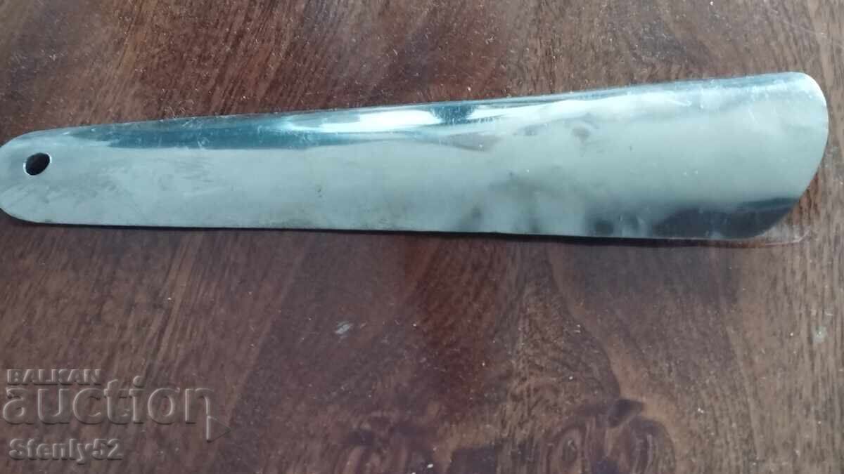 Τι παπούτσι 18.5 εκ. ανοξείδωτο ατσάλι με τιμή € 3.00 | 5.87 BGN