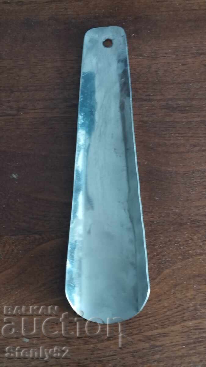 What shoehorn is 18.5 cm, stainless steel