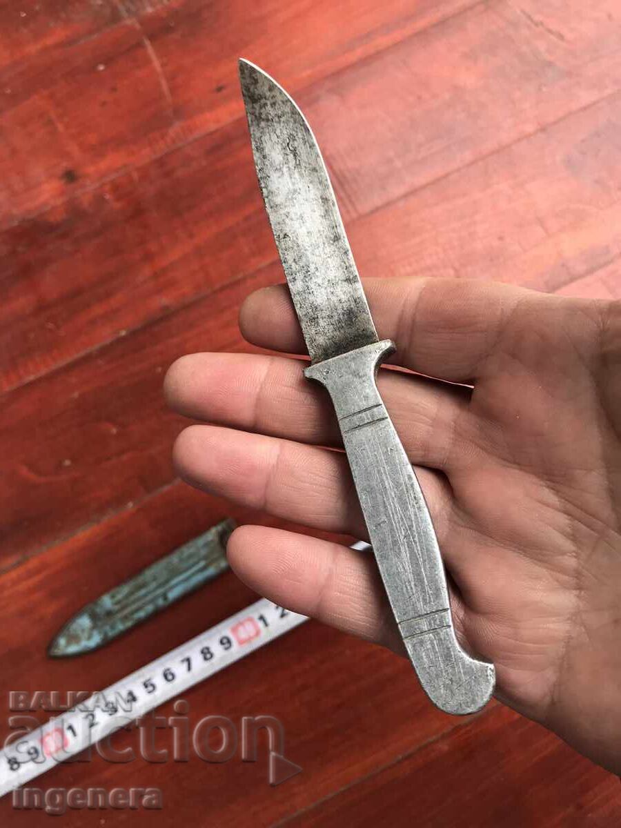 Livrarea CUȚIT CUȚITAȘ DE PE VREME SOCIALISTĂ, CU TEACĂ