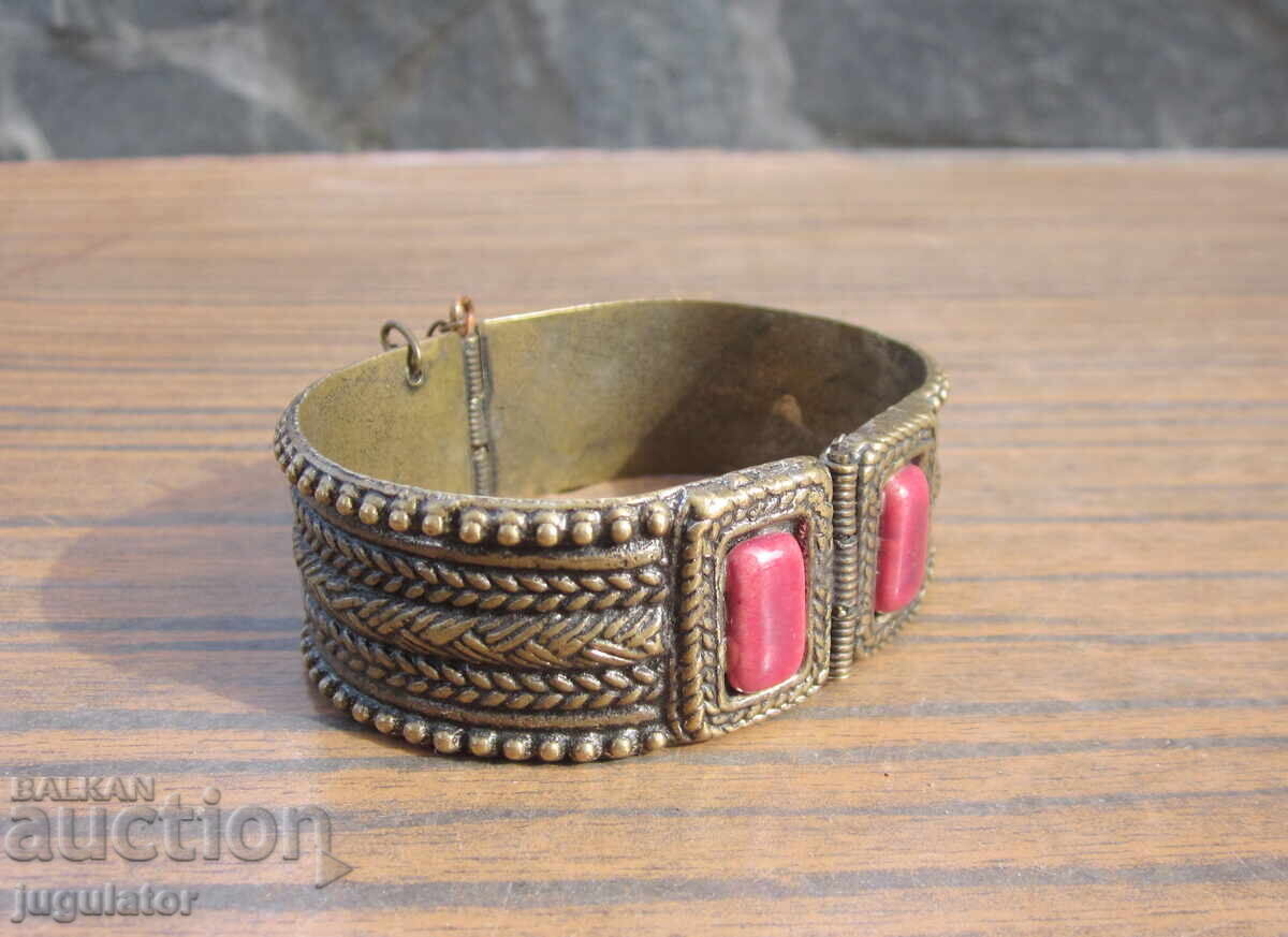 Bulgarian folk bronze bracelet, folk ornament, jewelry with price 30.00 BGN | € 15.34