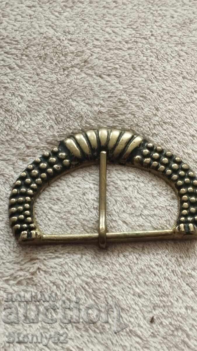 Стара месингова тока за широк колан.