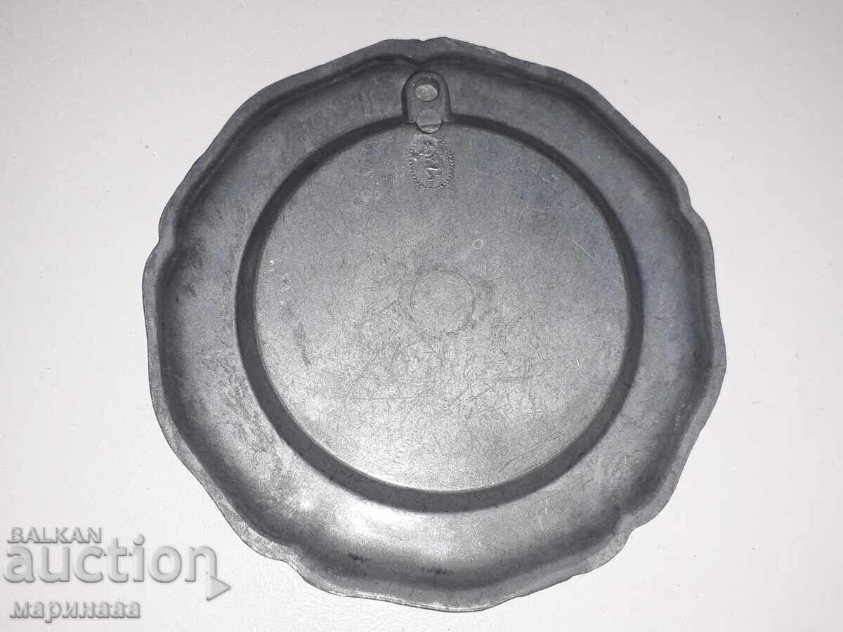 CHINEYKA. ZINC, PLASTIC with price 2.00 BGN | € 1.02 CHINEYKA. ZINC, PLASTIC with price 2.00 BGN | € 1.02