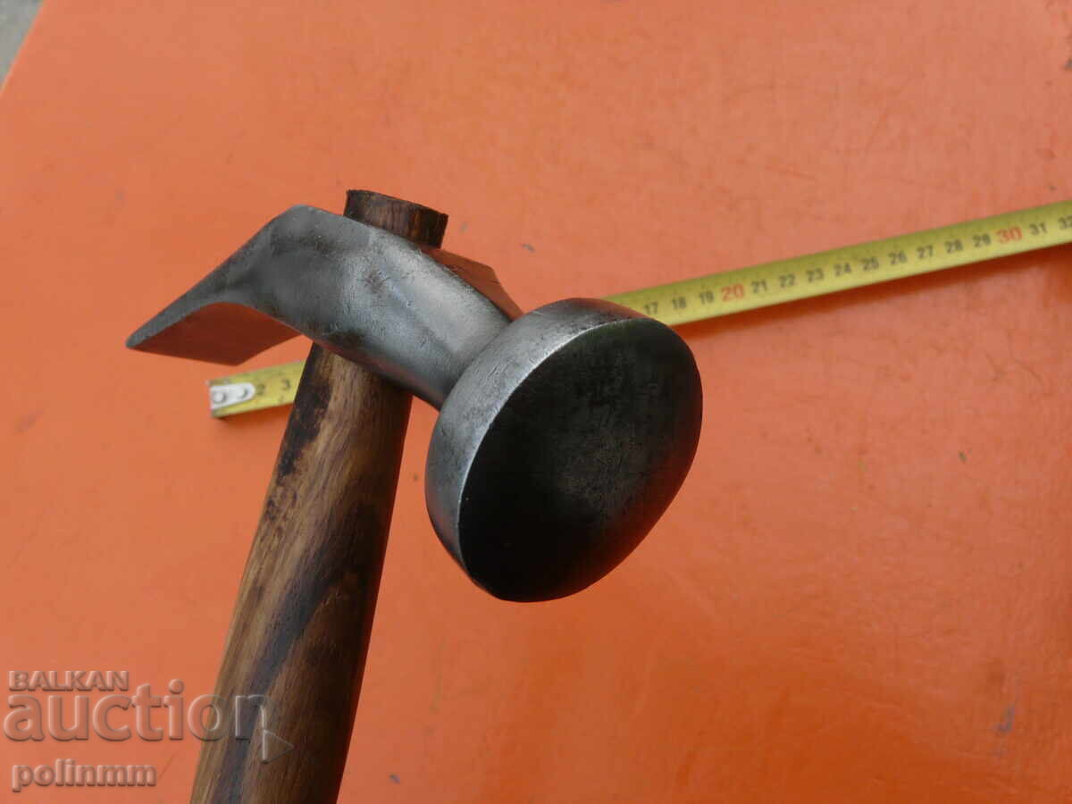 Auction German cobbler's hammer - 311 Auction German cobbler's hammer - 311