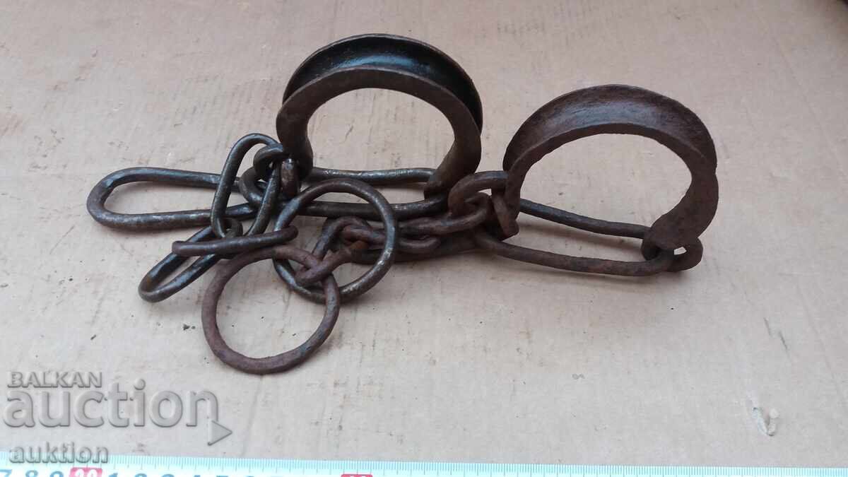 КОВАНИ ВЪЗРОЖДЕНСКИ ОКОВИ, ПРАНГИ , БЕЛЕЗНИЦИ - 5 КОВАНИ ВЪЗРОЖДЕНСКИ ОКОВИ, ПРАНГИ , БЕЛЕЗНИЦИ - 5