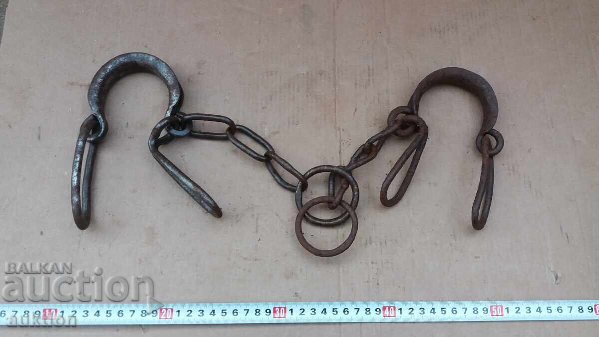 КОВАНИ ВЪЗРОЖДЕНСКИ ОКОВИ, ПРАНГИ , БЕЛЕЗНИЦИ КОВАНИ ВЪЗРОЖДЕНСКИ ОКОВИ, ПРАНГИ , БЕЛЕЗНИЦИ